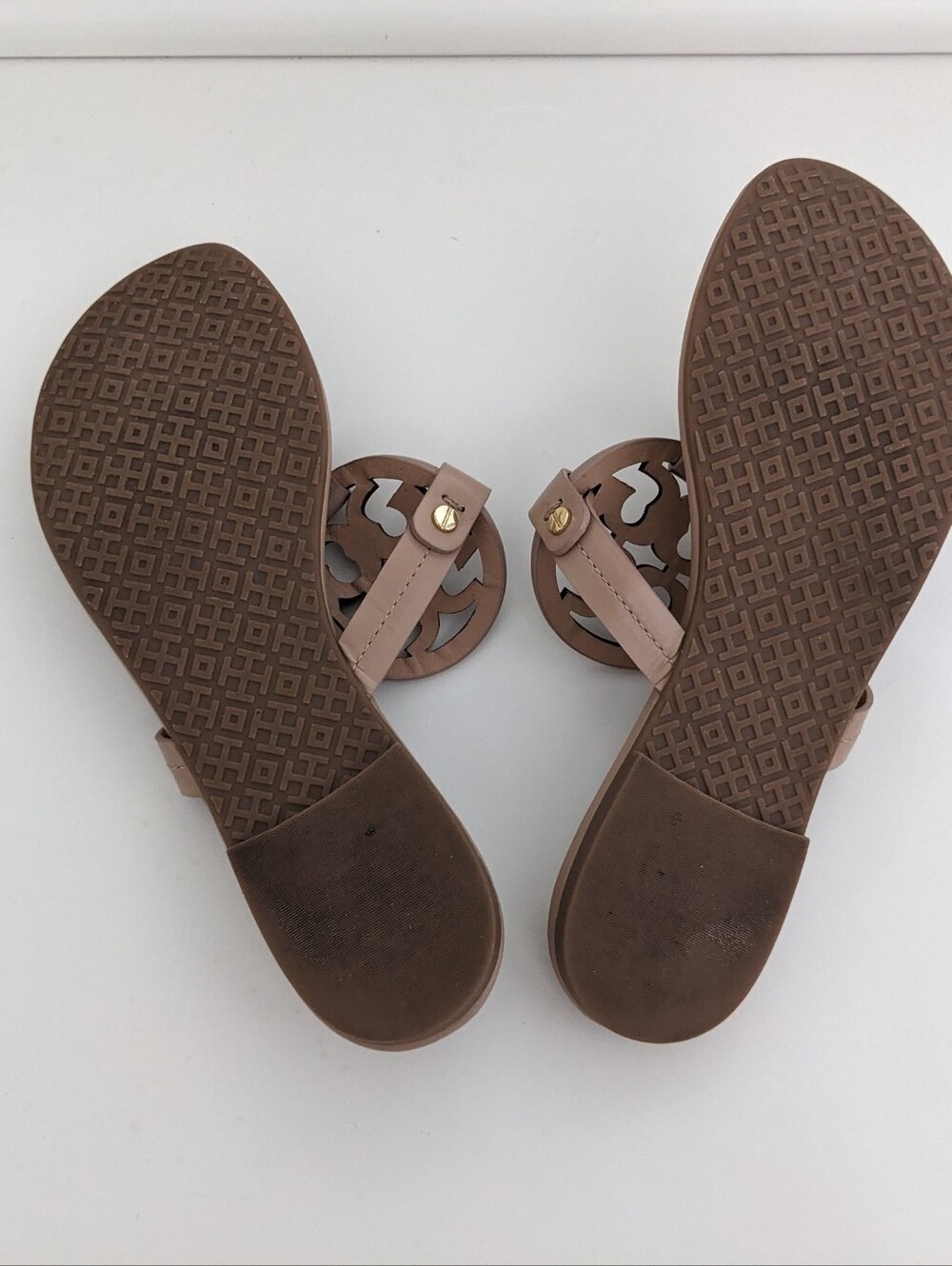 GUC! Tory Burch Miller Sandal In Beige/Tan Size 6 - Picture 11 of 16